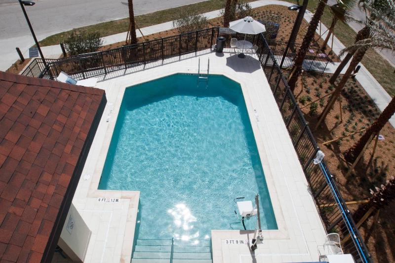 Fairfield Inn & Suites by Marriott Clearwater Beach - image 21