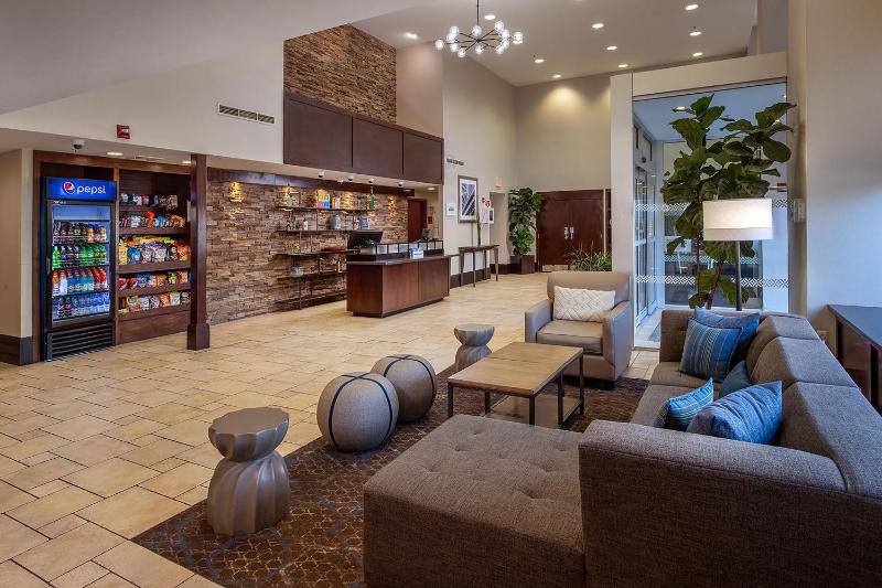 Four Points By Sheraton Philadelphia City Center - image 1