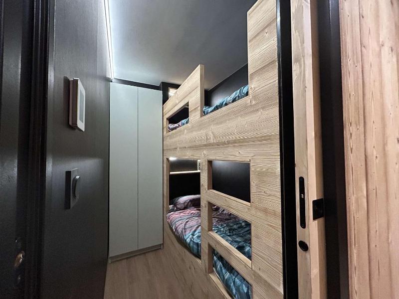 Appartement rénové 2 pièces cabine avec balcon et accès piscine - Méribel - FR-1-180-637 - image 2