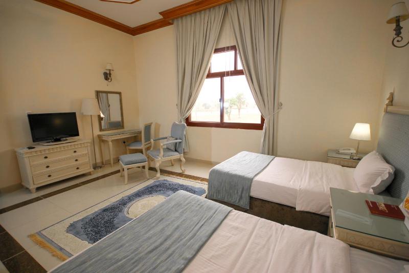 One-Bedroom Villa with Twin Bed image 2