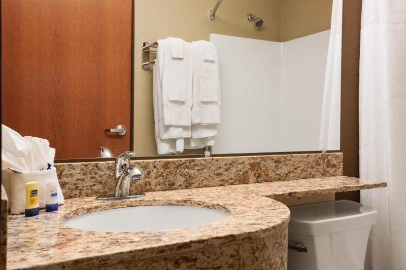 One-Bedroom Suite - Disability Access/Non-Smoking image 3