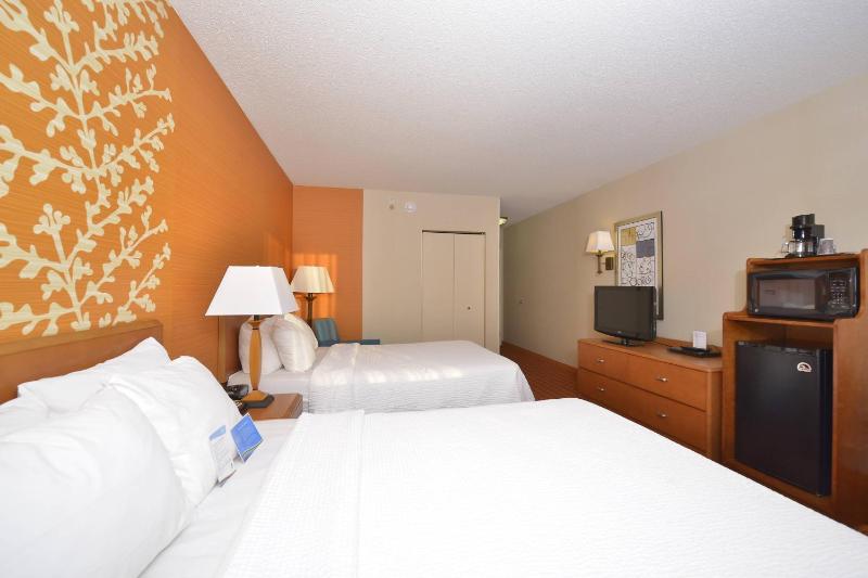 Double Room with Two Double Beds image 3