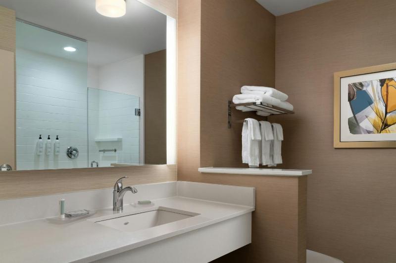 King Room image 2