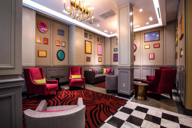 Fairfield Inn & Suites by Marriott Philadelphia Downtown/Center City - image 9