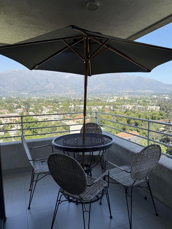 Family STGO Lounge Penthouse with best Andes View - image 4
