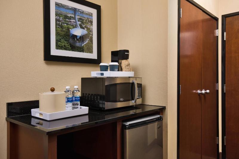 Standard King Room, Guest room, 1 King image 3