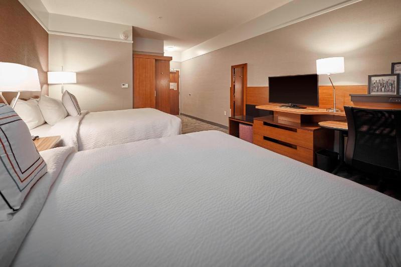 Double Queen Room image 4