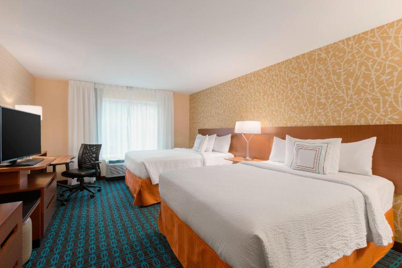 Fairfield Inn & Suites by Marriott Pittsburgh Airport/Robinson Township - image 10