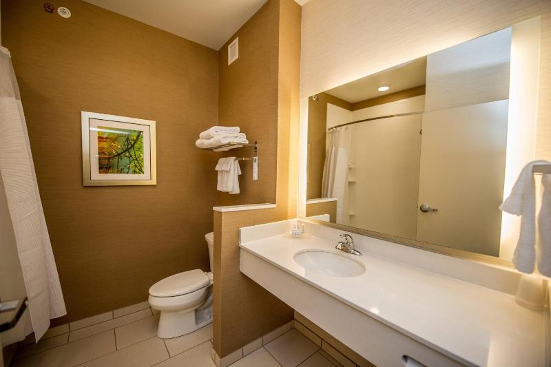 King Room image 3