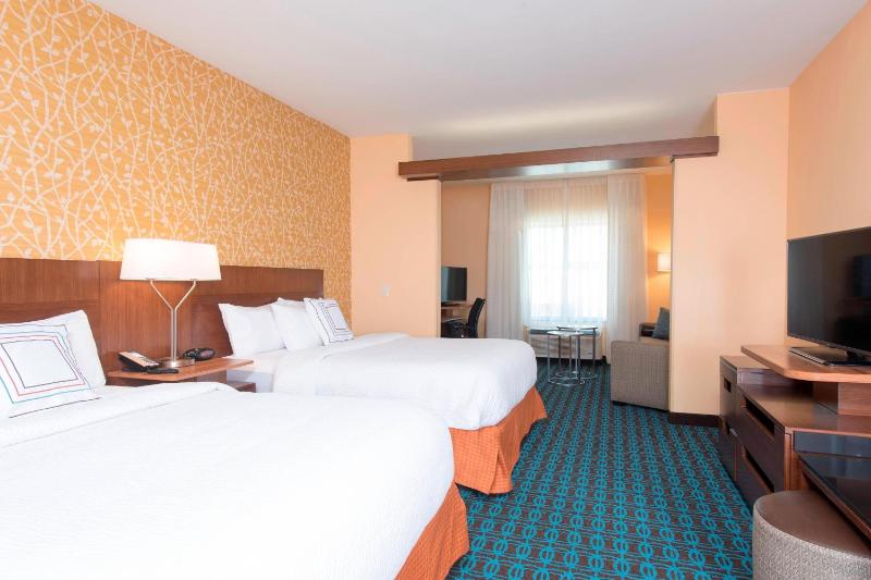 Suite with Two Queen Beds image 1