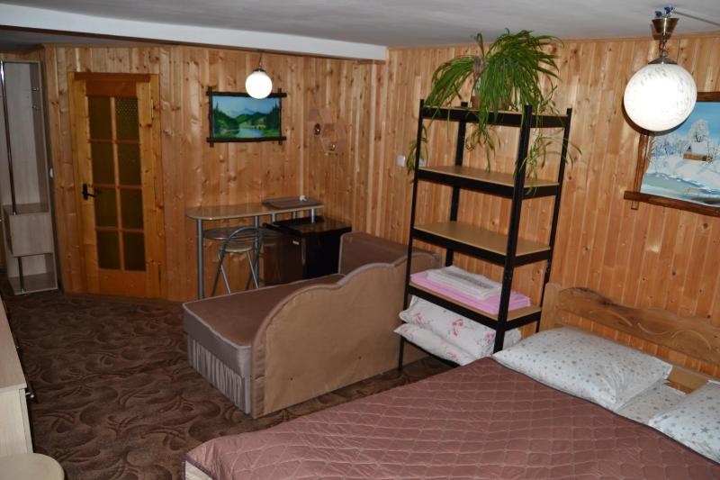 Triple Room with Shower image 3