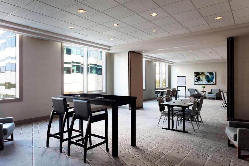 Cleveland Marriott Downtown at Key Tower - image 29