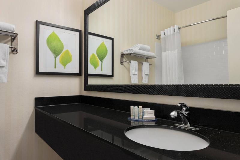 King Room image 4