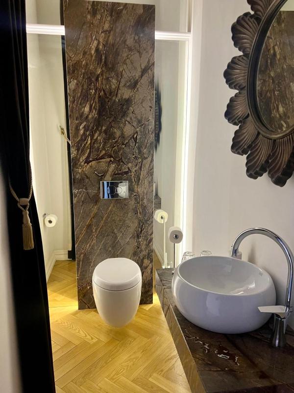 Superior One-Bedroom Apartment with Balcony image 3