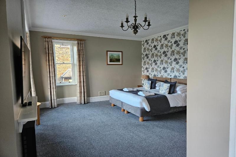 Superior Deluxe Double Room  image 4