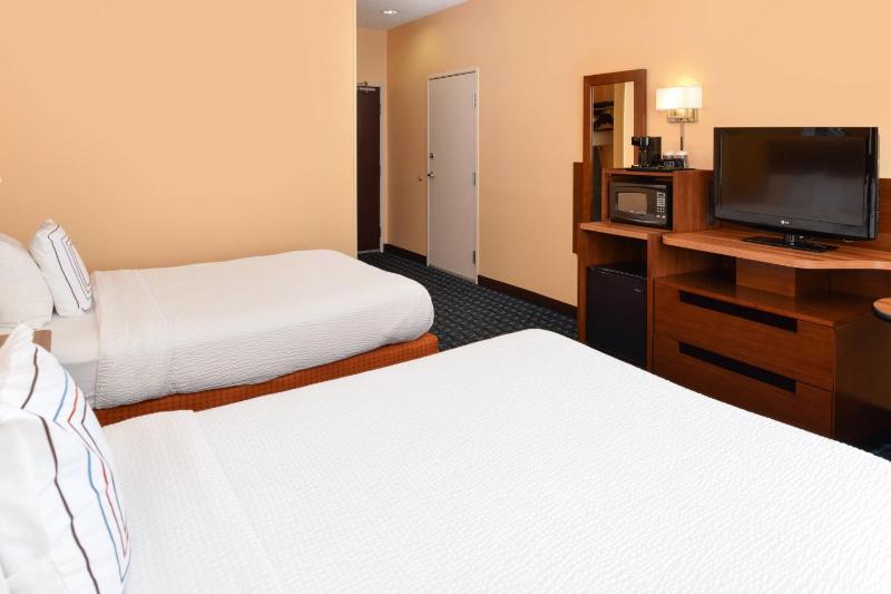 Double Room with Two Double Beds image 3