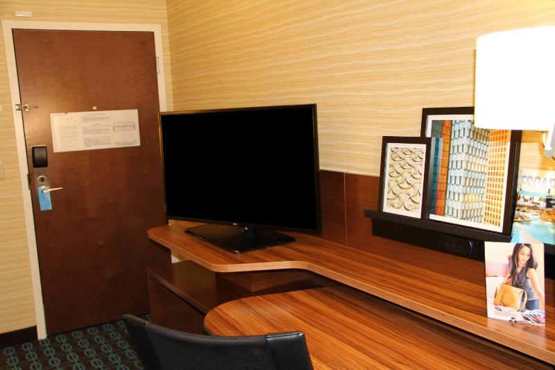 Executive Suite image 2