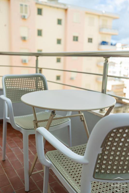 E&E Rooms Vlora - Seaside Escape - image 5