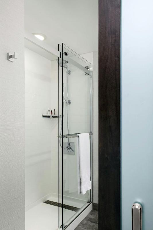 Double Room image 2