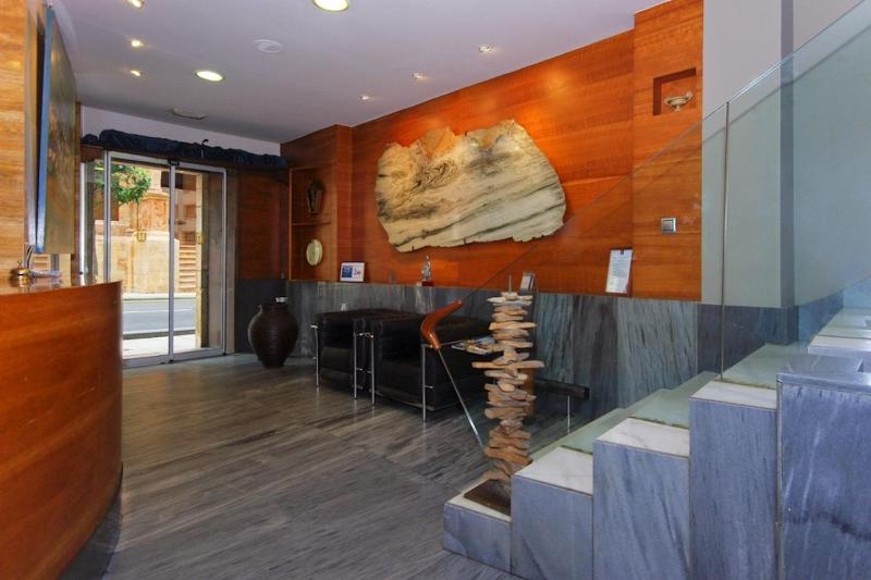Hotel Vetusta - image 10
