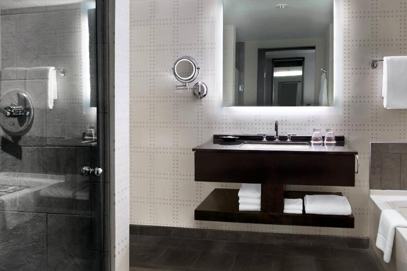 The Liberty a Luxury Collection Hotel Boston - image 3