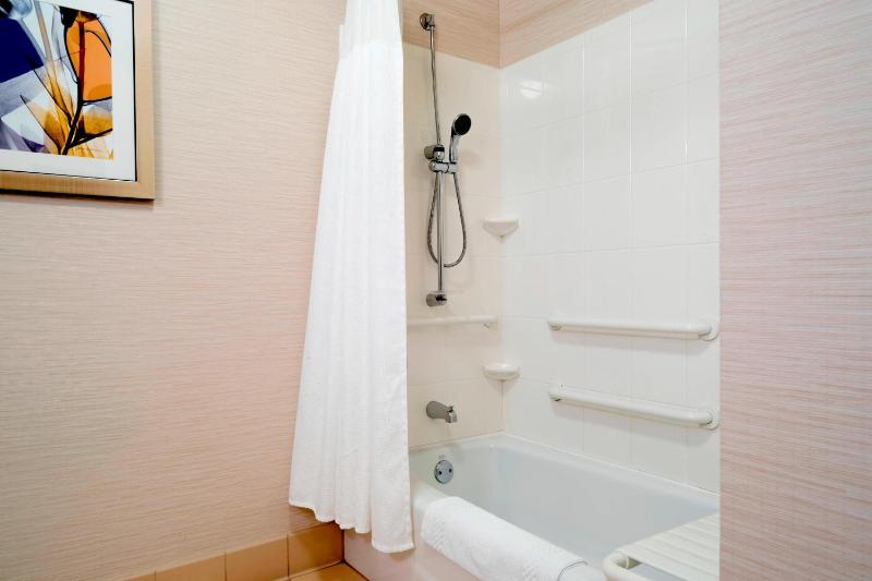 Double Room with Two Double Beds image 2