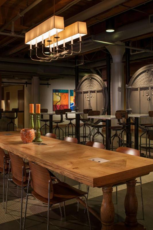 Residence Inn by Marriott Boston Downtown/Seaport - image 10
