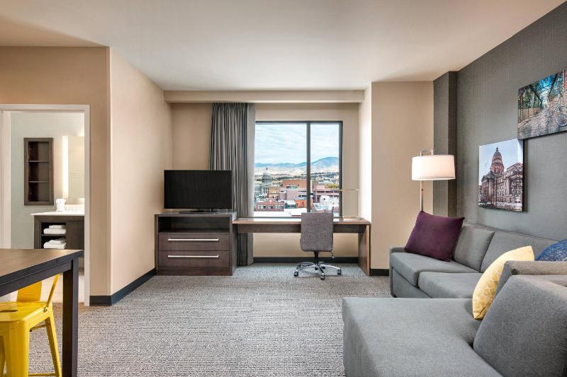 One-Bedroom King Suite with Sofa Bed and City View image 1