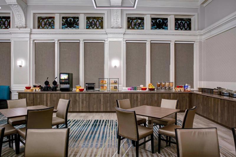 Residence Inn by Marriott Cleveland Downtown - image 31