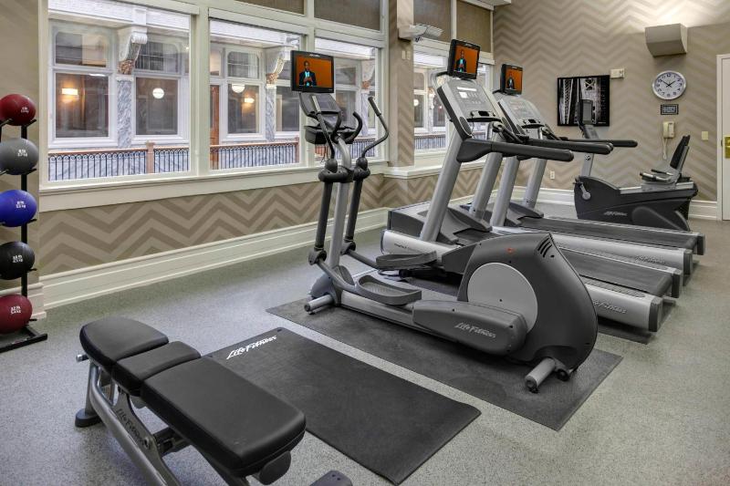Residence Inn by Marriott Cleveland Downtown - image 20