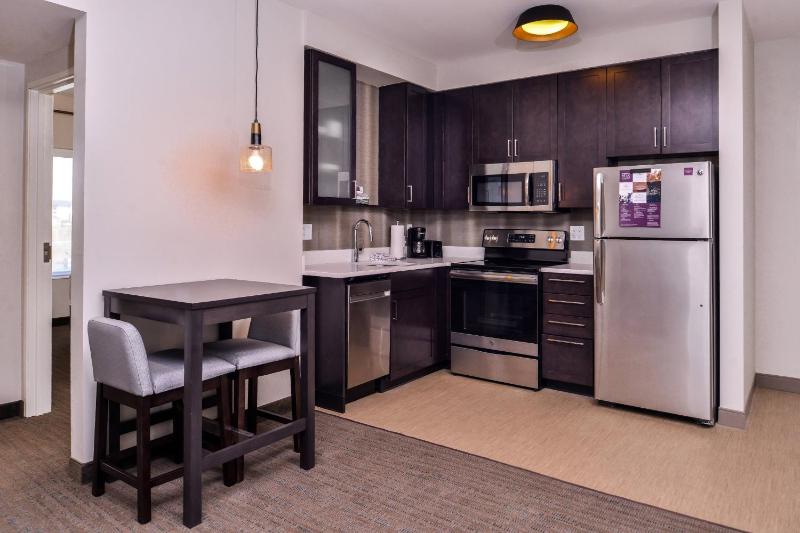 One Bedroom Suite with King Bed image 3