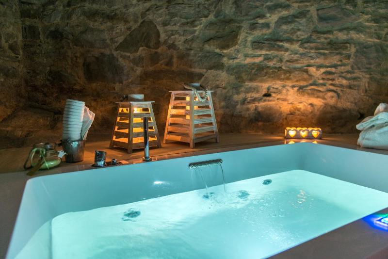 Cortona Resort & Spa - image 35