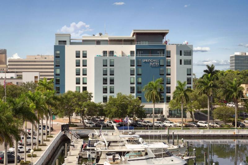 SpringHill Suites by Marriott Bradenton Downtown/Riverfront - image 5