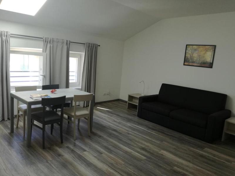 Superior Apartment image 4