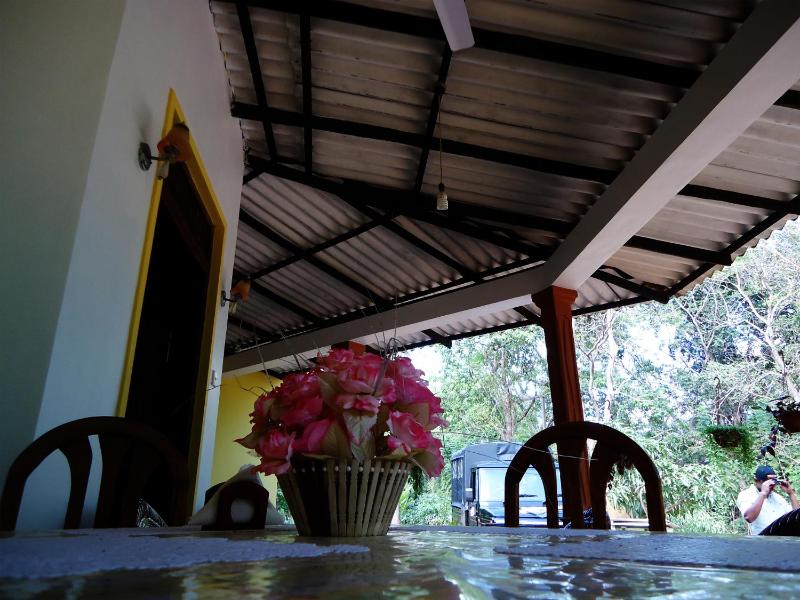 Sigiri Sithru Home Stay - image 2