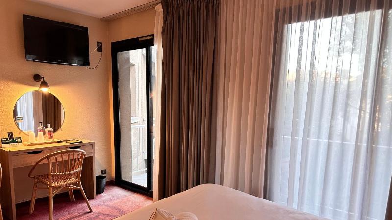 Superior Double Room for 1 or 2 persons image 2