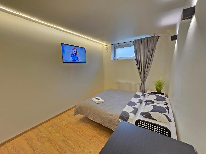 T2 Studio apartment - image 10