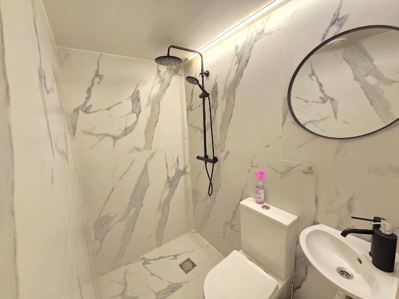 T8 Studio apartment - image 17