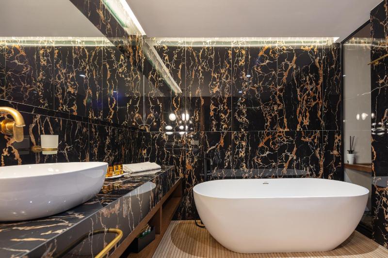 Zillion Villa - Sapphire Shores Beachfront Retreat by etouri - image 7