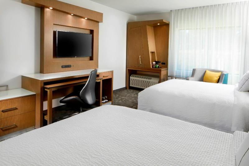 Larger Queen Room with Two Queen Beds image 1