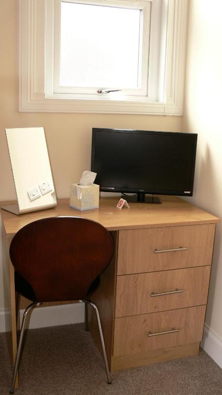 Family Room image 1