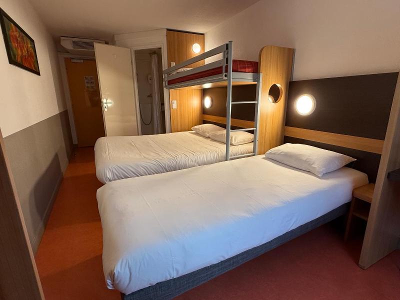 Quadruple Room image 1