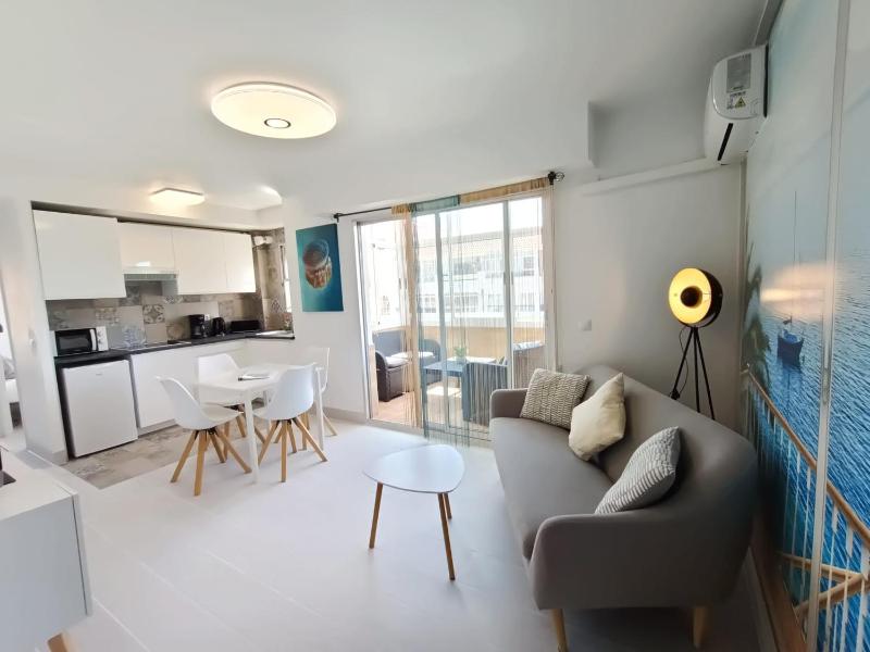 Holiday in La Mata - image 1