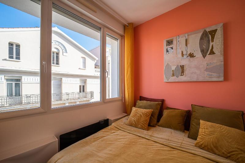 Le Cosy Perpignan Centre fully air conditioned apartment  2 rooms 2 bathrooms free WIFI free parking lift central - image 12