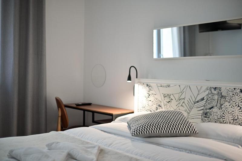 Standard Double Room image 1