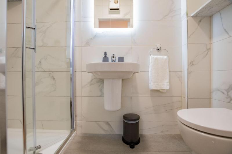 Merchants Rest - image 10