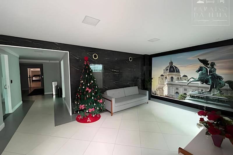 Apartamento Varanda e Churrasqueira Pé na Areia PG - image 12