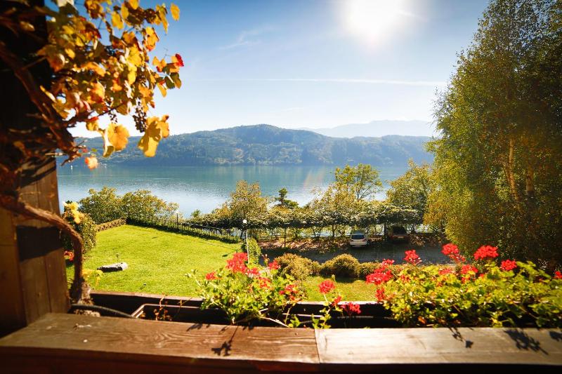 Two-Bedroom Apartment with Balcony image 3