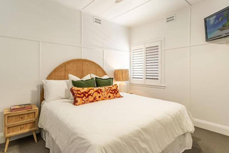 Rosie'S Cottage - Pet-Friendly Coastal Retreat in the Heart of Yamba- Holiday Yamba - image 12