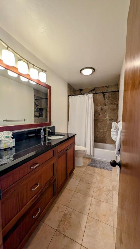 Seaside Retreat Condo - image 5